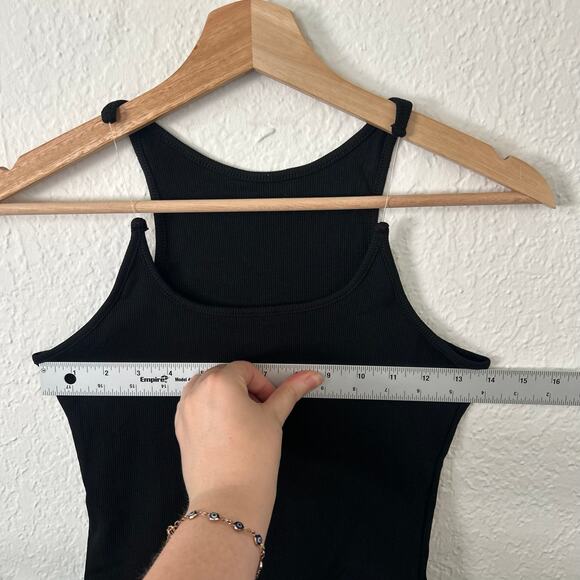 Commense Black Ribbed Tank Top - Picture 3 of 6